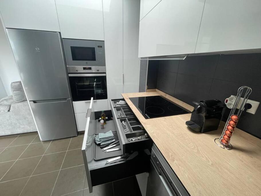 Apartamento A Estrenar Con Vistas Naroa Corcubión Екстериор снимка