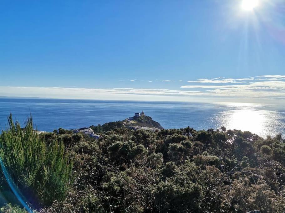 Apartamento A Estrenar Con Vistas Naroa Corcubión Екстериор снимка
