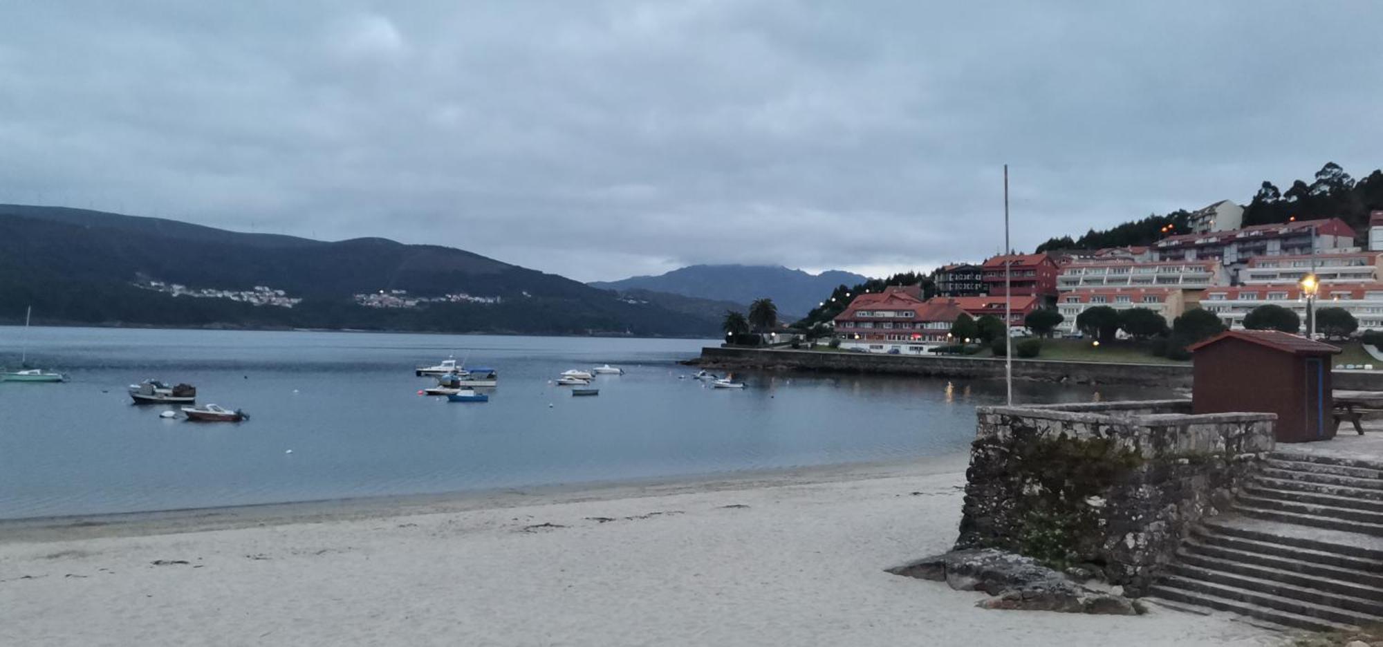 Apartamento A Estrenar Con Vistas Naroa Corcubión Екстериор снимка
